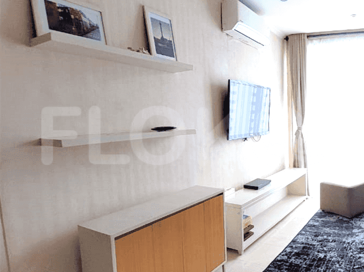 70 sqm, 4th floor, 2 BR apartment for sale in Sudirman 2