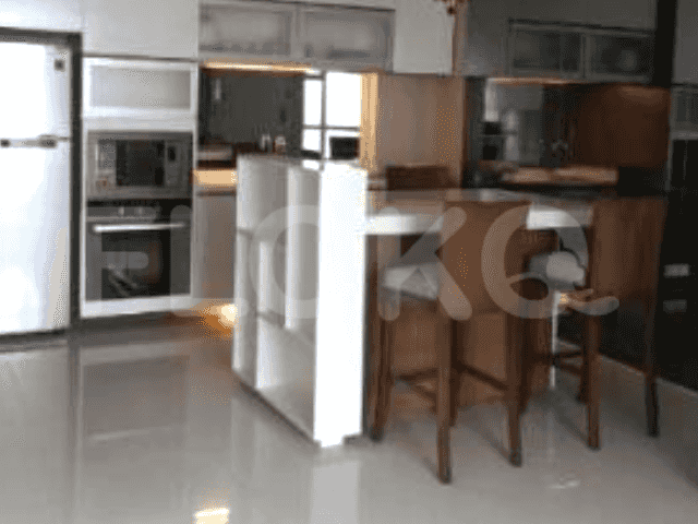 91 sqm, 20th floor, 2 BR apartment for sale in Kebayoran Lama 6