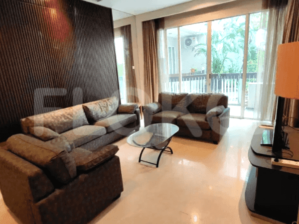 Dijual Apartemen 2 BR, Lantai 5, Luas 122 m2 di Gatot Subroto 1