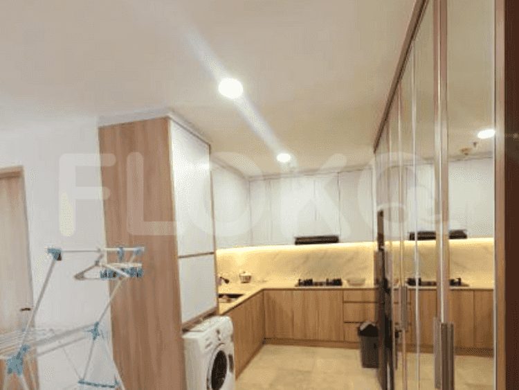 Dijual Apartemen 2 BR, Lantai 9, Luas 68 m2 di Sudirman 1