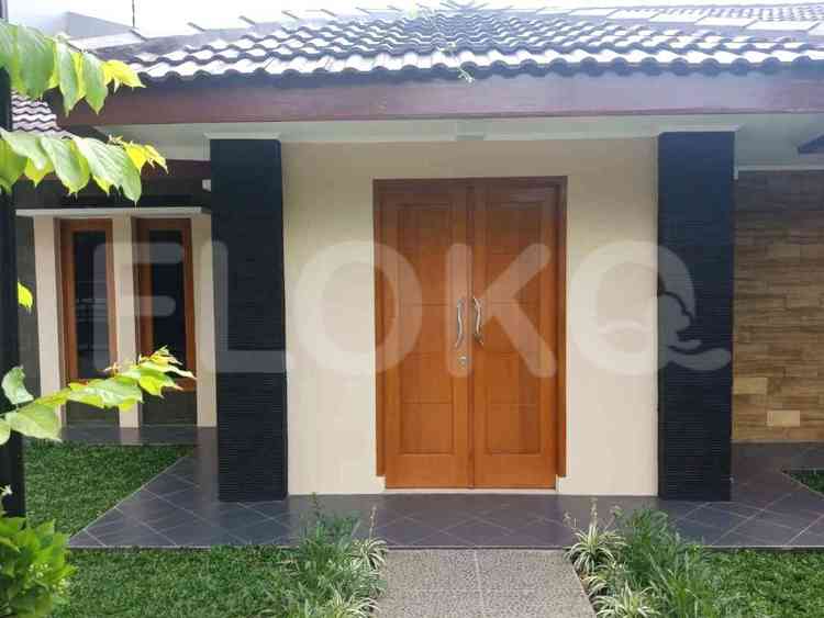 Dijual Rumah 3 BR, Luas 300 m2 di Jakasampurna, Bekasi 1