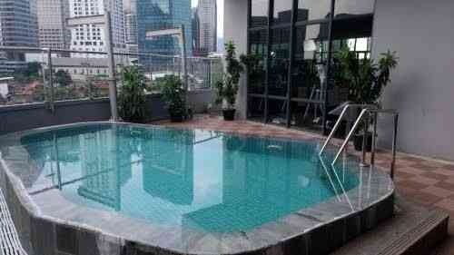 Kolam renang Senopati Penthouse