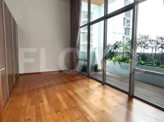 200 sqm, 11th floor, 3 BR apartment for sale in Kebayoran Baru 4