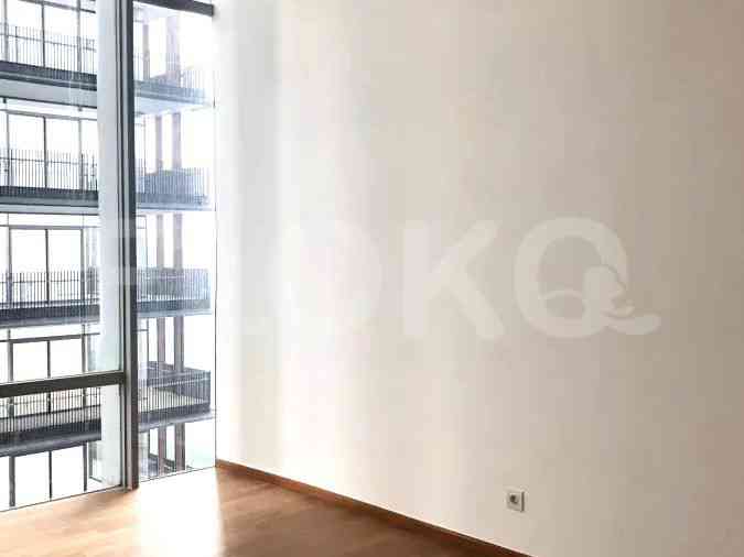 300 sqm, 20th floor, 4 BR apartment for sale in Kebayoran Baru 4