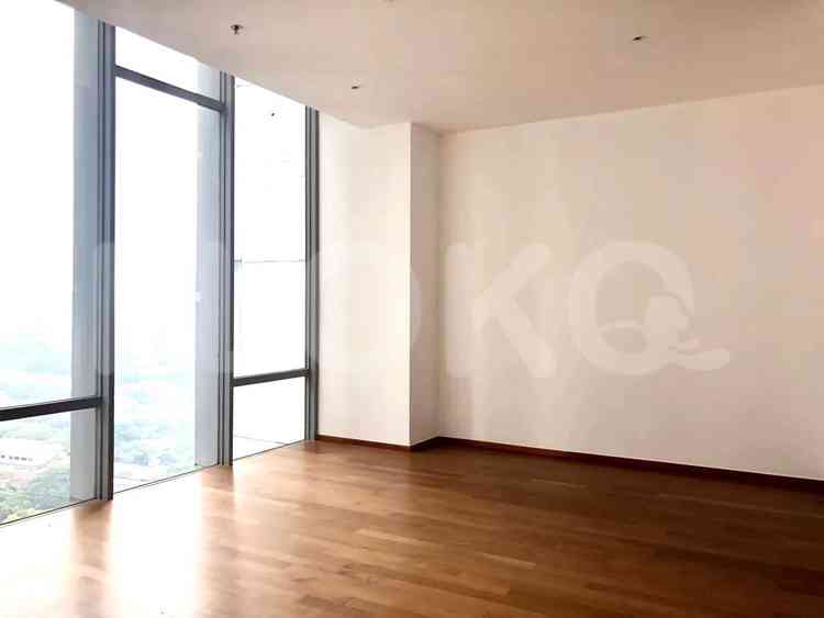 300 sqm, 20th floor, 4 BR apartment for sale in Kebayoran Baru 2