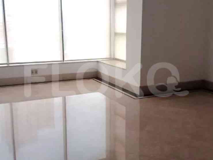 323 sqm, 1st floor, 3 BR apartment for sale in Setiabudi 2