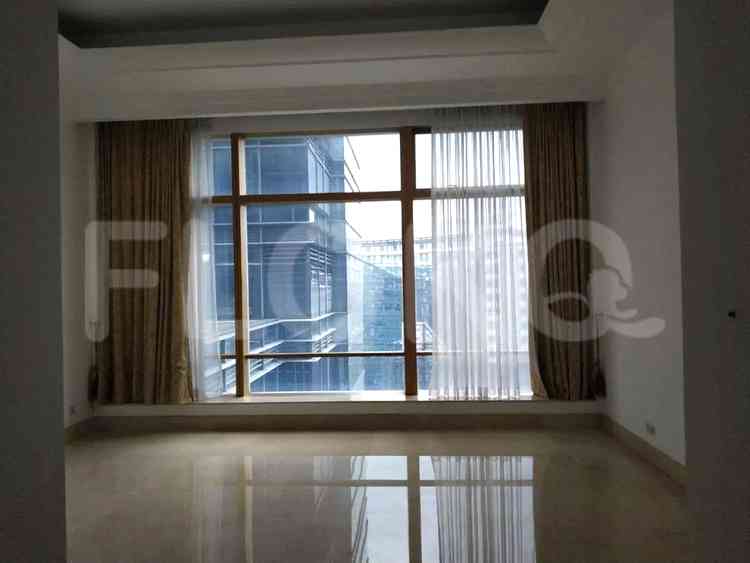 440 sqm, 27th floor, 5 BR apartment for sale in Setiabudi 7