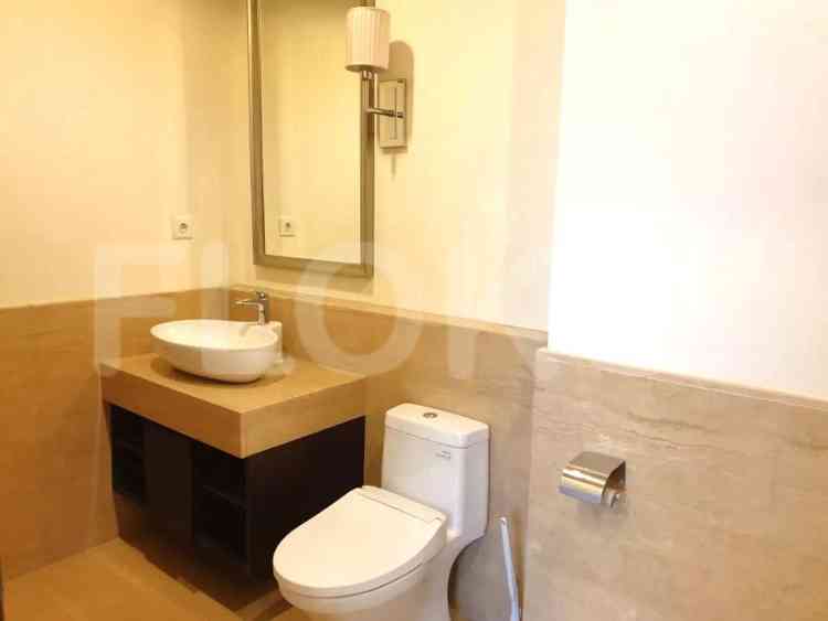 Dijual Apartemen 2 BR, Lantai 9, Luas 157 m2 di Simprug 1