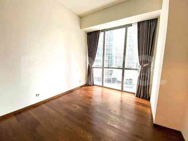 131 sqm, 5th floor, 2 BR apartment for sale in Sudirman 3