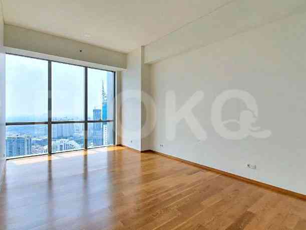 898 sqm, 25th floor, 5 BR apartment for sale in Sudirman 4