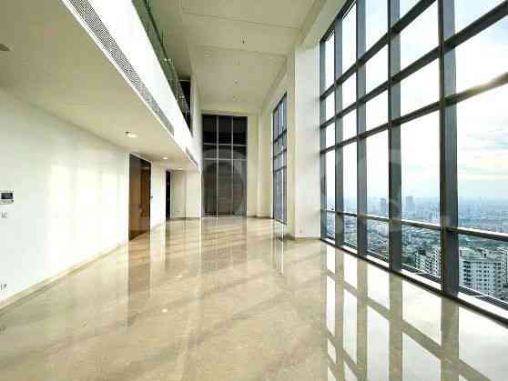 592 sqm, 25th floor, 5 BR apartment for sale in Sudirman 3