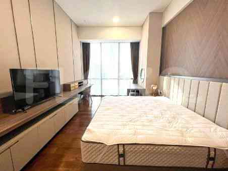 217 sqm, 8th floor, 3 BR apartment for sale in Sudirman 1