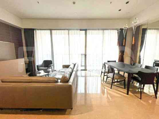 217 sqm, 8th floor, 3 BR apartment for sale in Sudirman 7