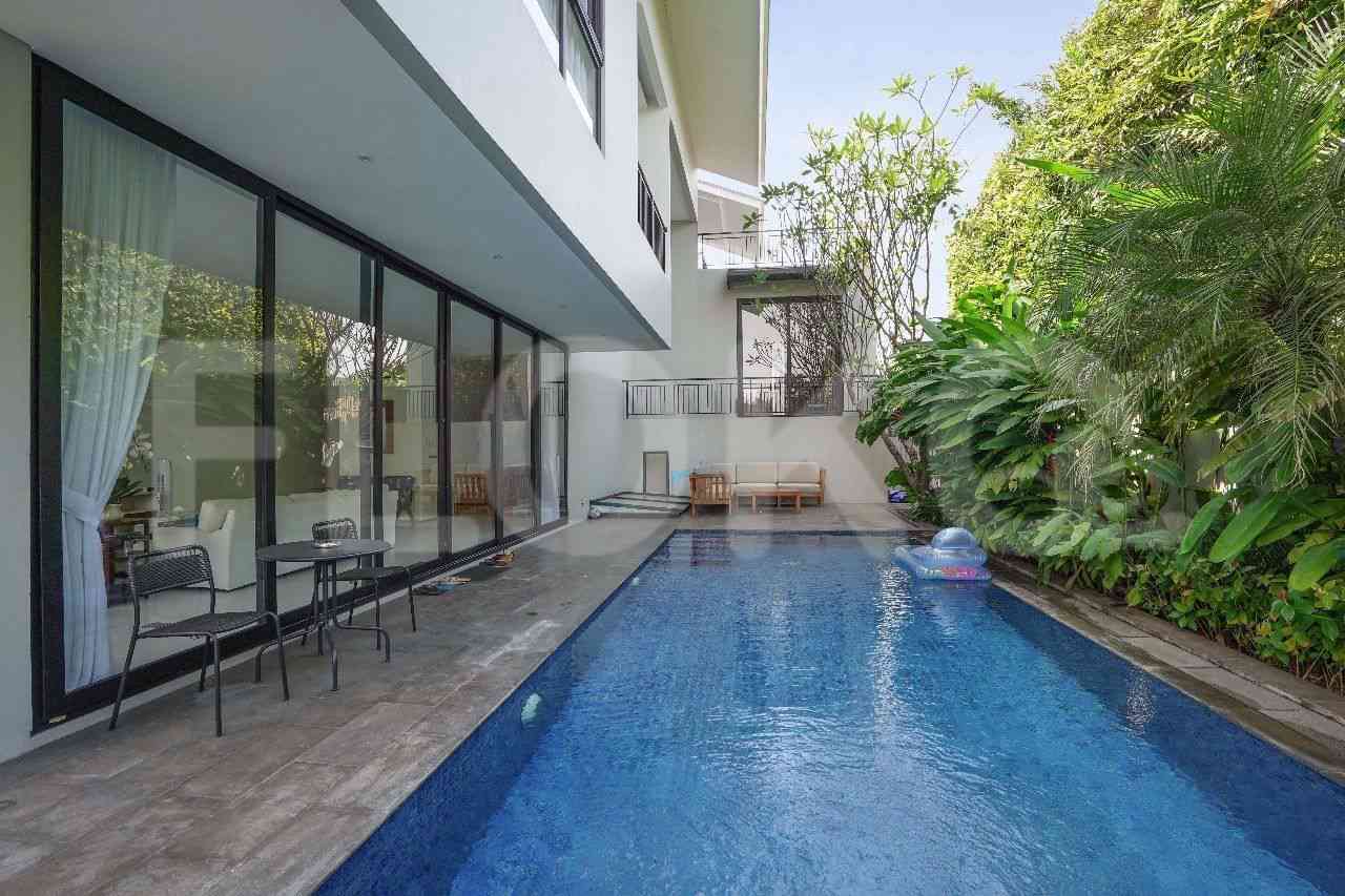 Dijual Rumah 4 BR, Luas 928 m2 di Area Kemang Compound Eksklusif Bergaya Modern, Kemang 7