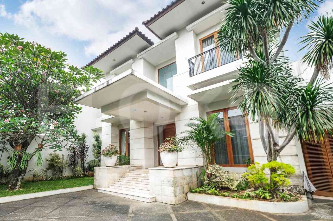 Dijual Rumah 5 BR, Luas 600 m2 di Kemang, Kemang 1