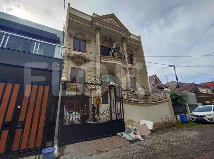 Dijual Rumah 4 BR, Luas 150 m2 di Citra Garden 3, Daan Mogot 1