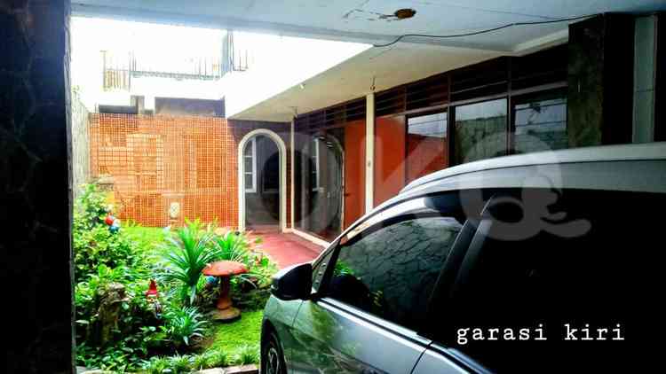 Dijual Rumah 3 BR, Luas 400 m2 di Jl Wijaya, Blok M 2