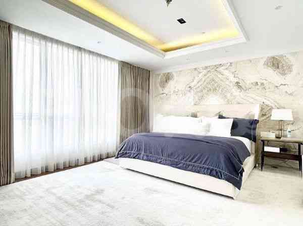 276 sqm, 22nd floor, 3 BR apartment for sale in Kebayoran Lama 4