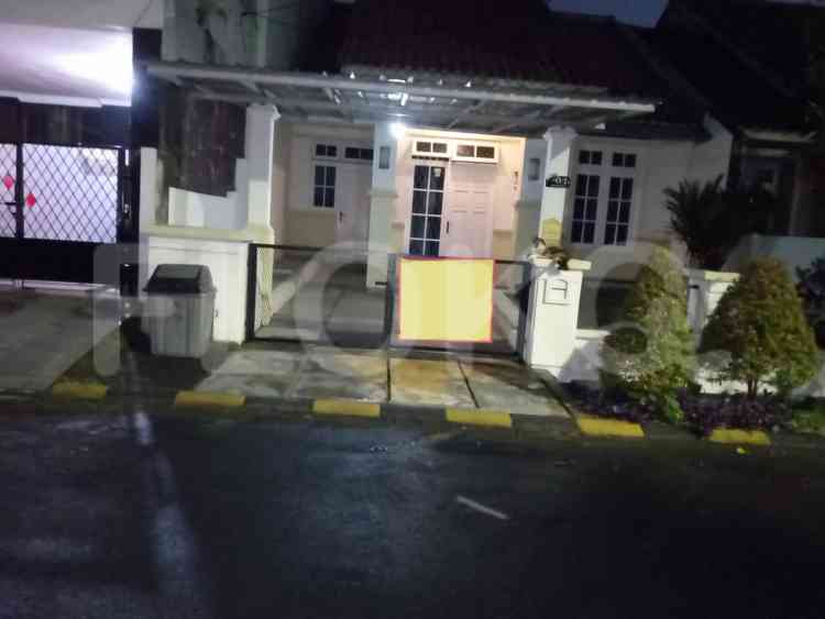 Disewakan Rumah 2 BR, Luas 180 m2 di Villa Dago, Ciputat 1