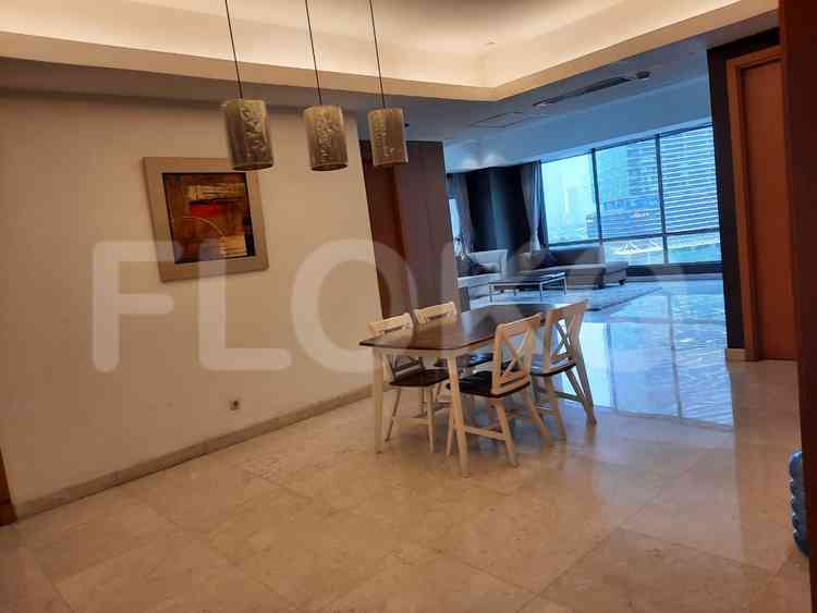 173 sqm, 8th floor, 3 BR apartment for sale in Sudirman 3