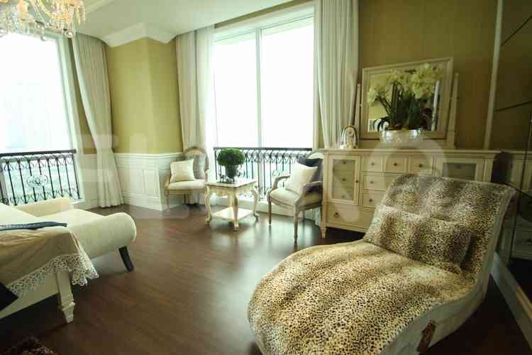 319 sqm, 28th floor, 4 BR apartment for sale in Kebayoran Baru 12