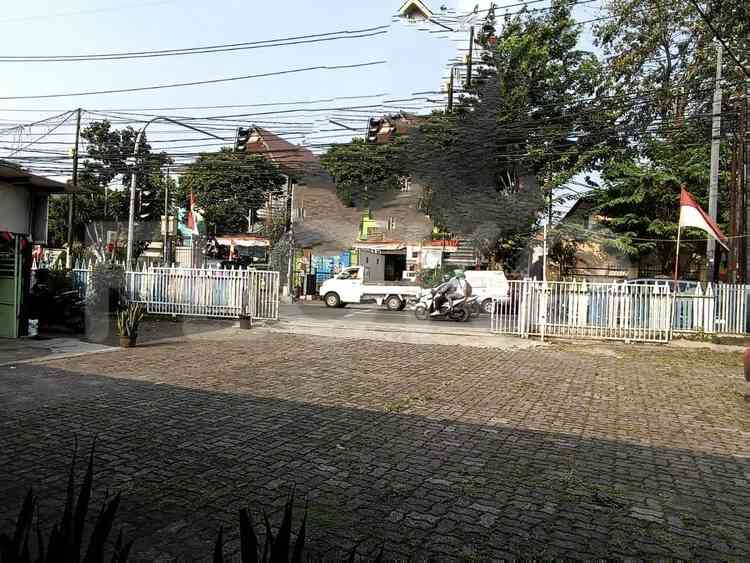 Disewakan Tanah Luas 1300 m2 di Kebayoran Lama, Blok M 1