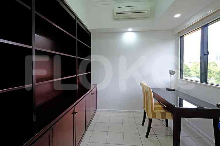 Dijual Apartemen 2 BR, Lantai 11, Luas 159 m2 di Setiabudi 9