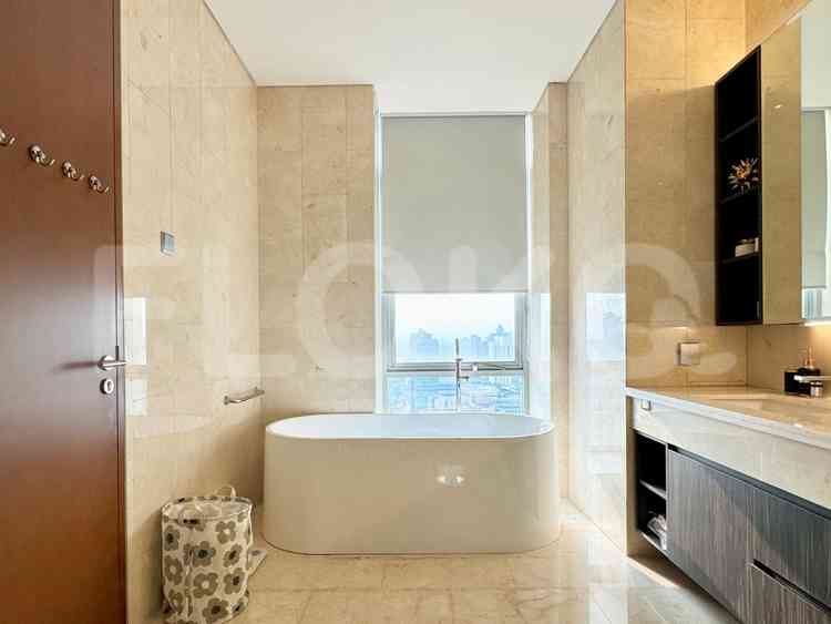 3 Bedroom on 28th Floor for Rent in Senopati Suites - fse20a 9