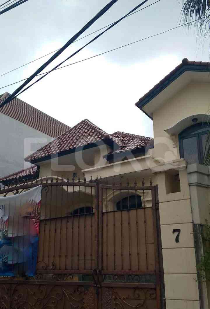 Dijual Rumah 4 BR, Luas 730 m2 di Kencana Permai, Pondok Indah 1