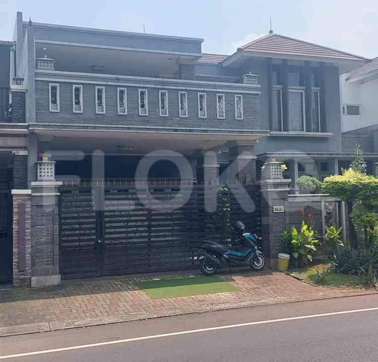 Disewakan Rumah 4 BR, Luas 400 m2 di Kota Wisata, Cibubur 2