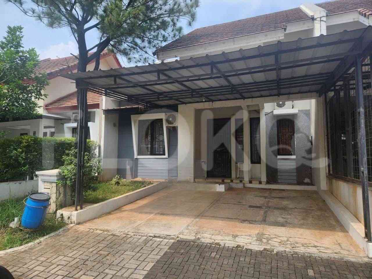 Dijual Rumah 2 BR, Luas 88 m2 di Legenda Wisata, Cibubur 2