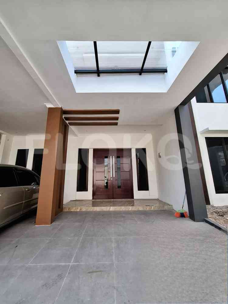 Disewakan Rumah 4 BR, Luas 450 m2 di Cibubur, Cibubur 1