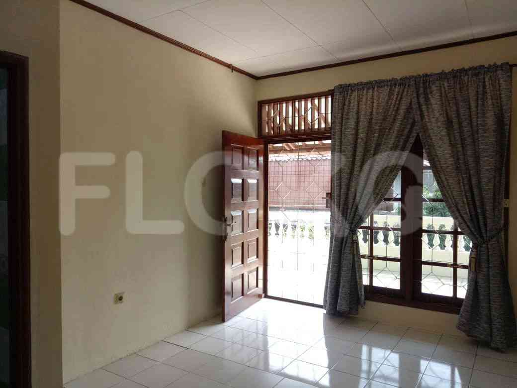 200 sqm, 4 BR house for rent in Cinere, Cinere 4