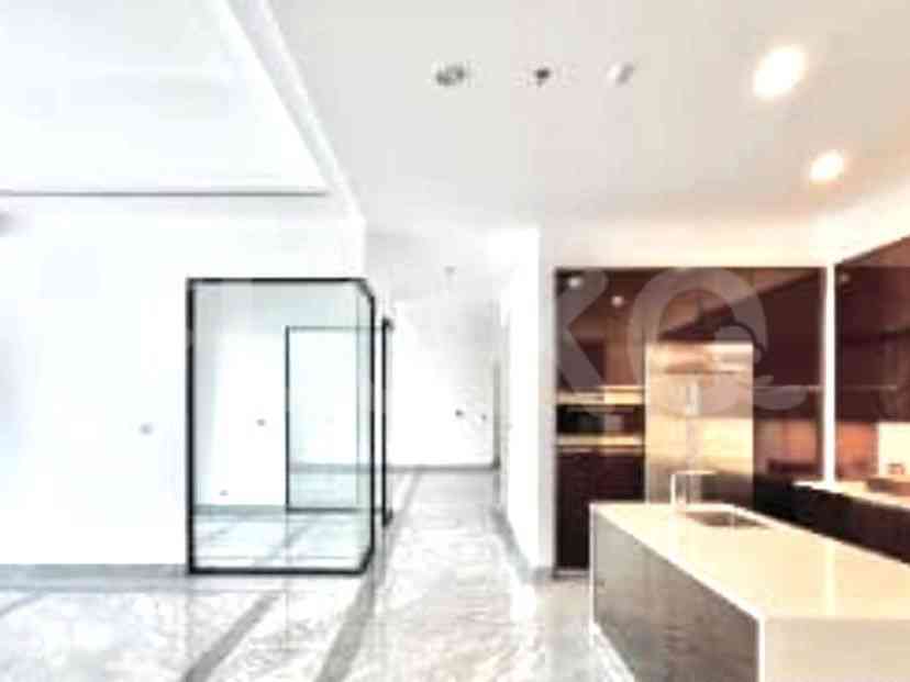 351 sqm, 26th floor, 3 BR apartment for sale in Kebayoran Baru 4