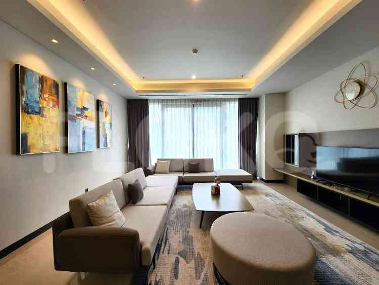 210 sqm, 8th floor, 3 BR apartment for sale in Gandaria 1