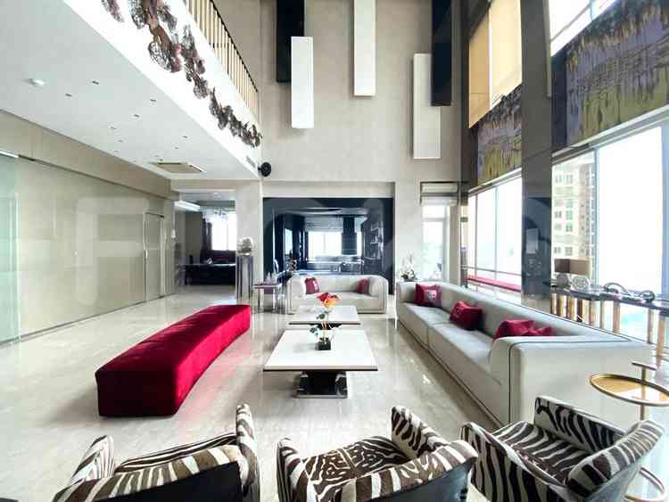 809 sqm, 19th floor, 5 BR apartment for sale in Gandaria 4