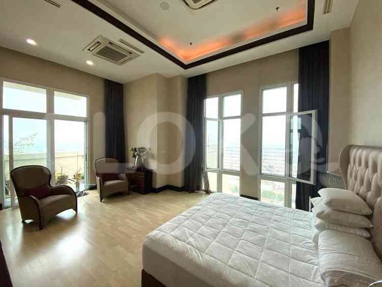 809 sqm, 19th floor, 5 BR apartment for sale in Gandaria 15