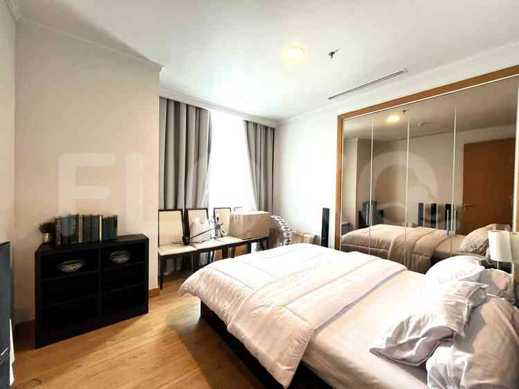 157 sqm, 40th floor, 2 BR apartment for sale in Menteng 2