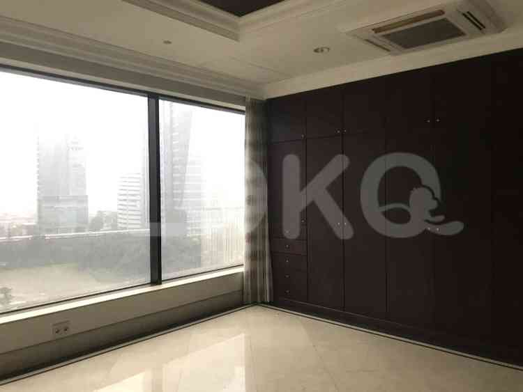 333 sqm, 10th floor, 4 BR apartment for sale in Setiabudi 6