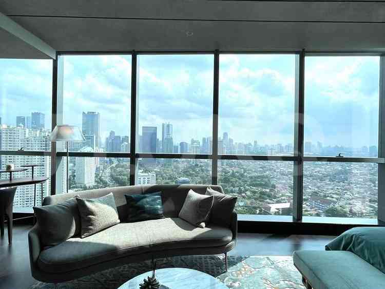 339 sqm, 36th floor, 4 BR apartment for sale in Tanah Abang 2