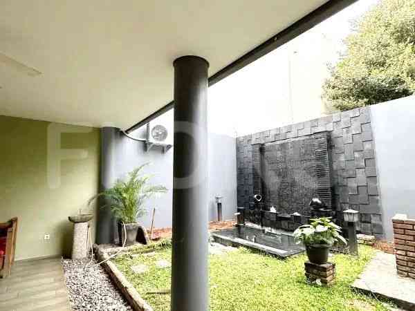 300 sqm, 6 BR house for rent in Serenia Hills, Lebak Bulus 1