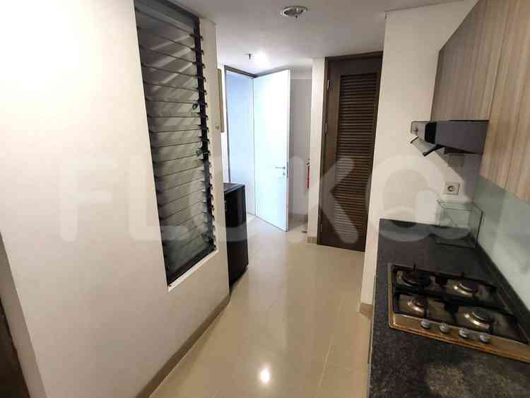 Dijual Apartemen 3 BR, Lantai 20, Luas 177 m2 di Gandaria 11