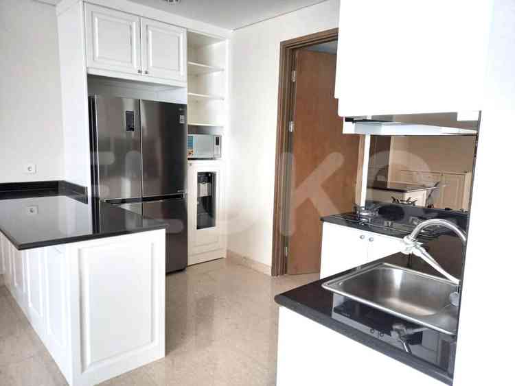 177 sqm, 26th floor, 3 BR apartment for sale in Gandaria 7