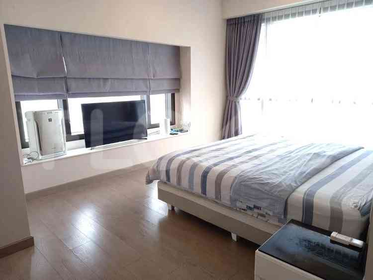 177 sqm, 26th floor, 3 BR apartment for sale in Gandaria 1