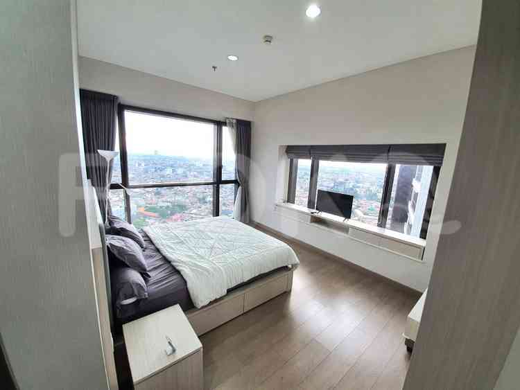 177 sqm, 21st floor, 3 BR apartment for sale in Gandaria 1