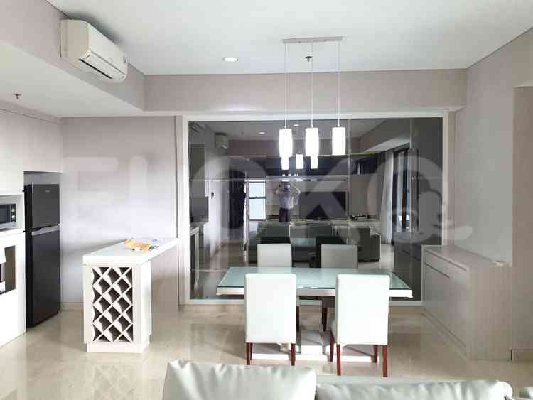 177 sqm, 21st floor, 3 BR apartment for sale in Gandaria 4