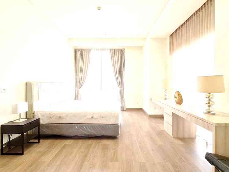 Dijual Apartemen 2 BR, Lantai 10, Luas 148 m2 di Gandaria 3