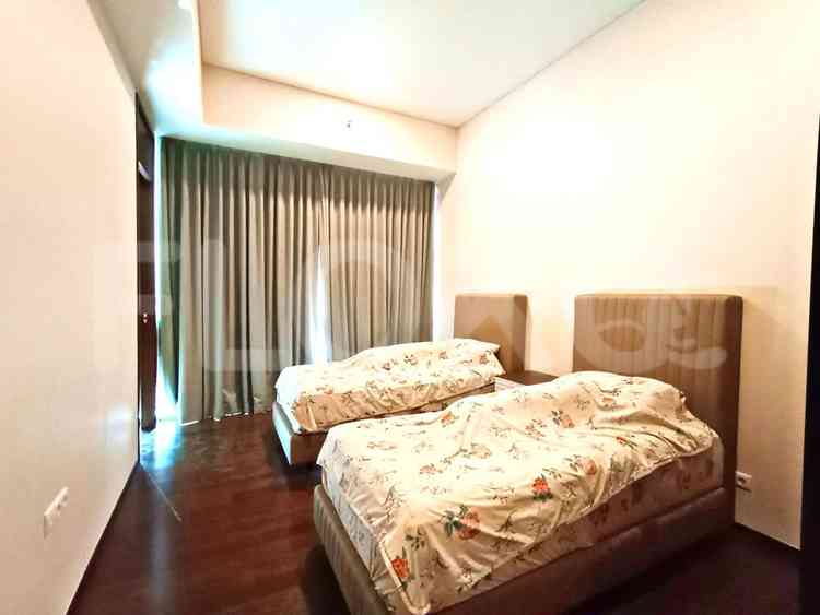 Dijual Apartemen 3 BR, Lantai 20, Luas 270 m2 di Sudirman 5