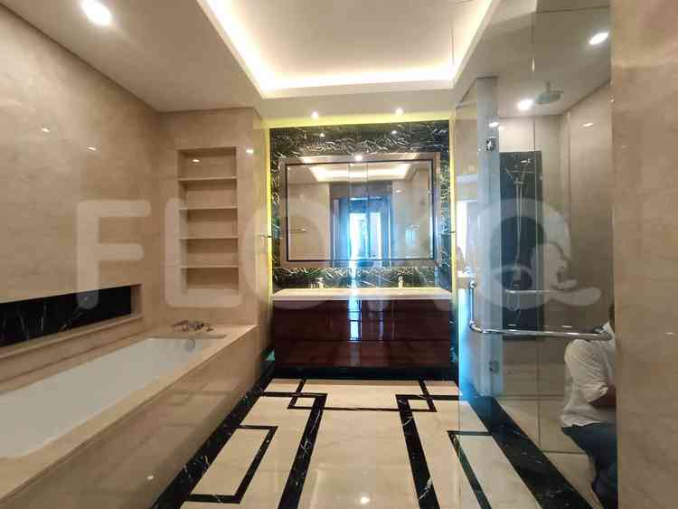 Dijual Apartemen 3 BR, Lantai 20, Luas 270 m2 di Sudirman 9