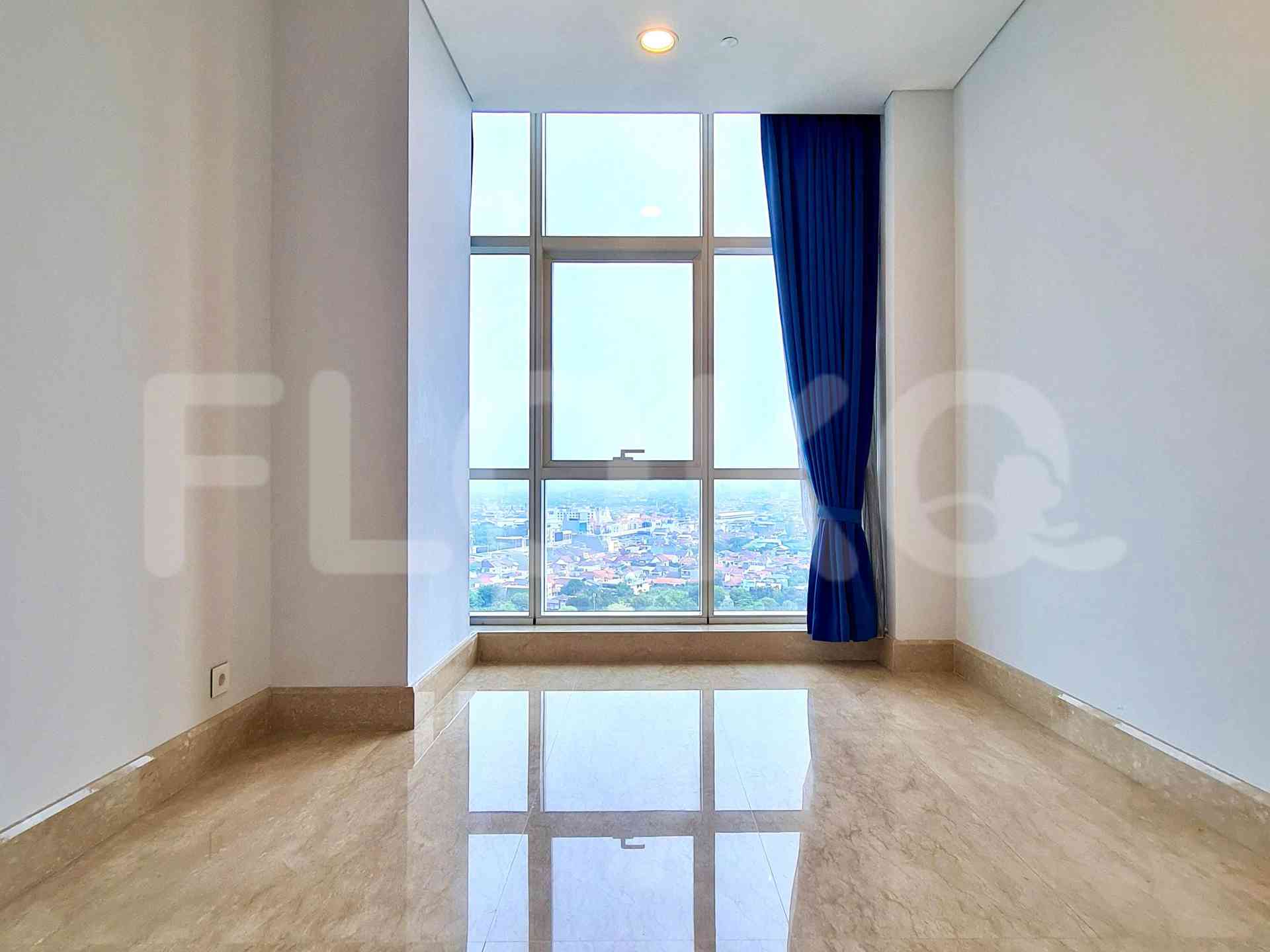 169 sqm, 29th floor, 3 BR apartment for sale in Gandaria 10